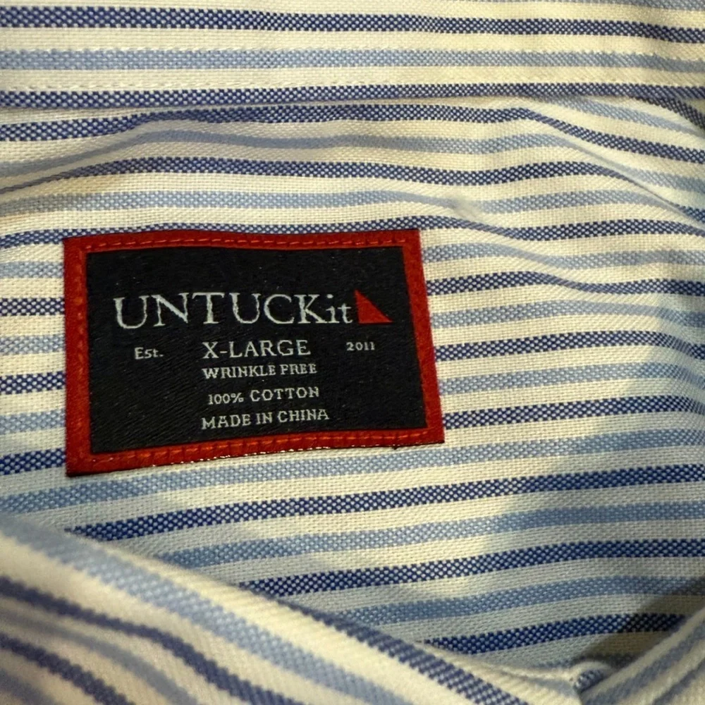 Untuckit Blue Stripe Wrinkle-Free Cotton Shirt‎ | Men’s XL Button Down